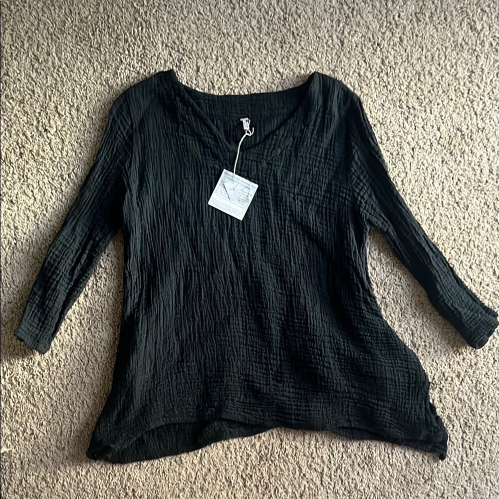 Black Textured V-Neck Top